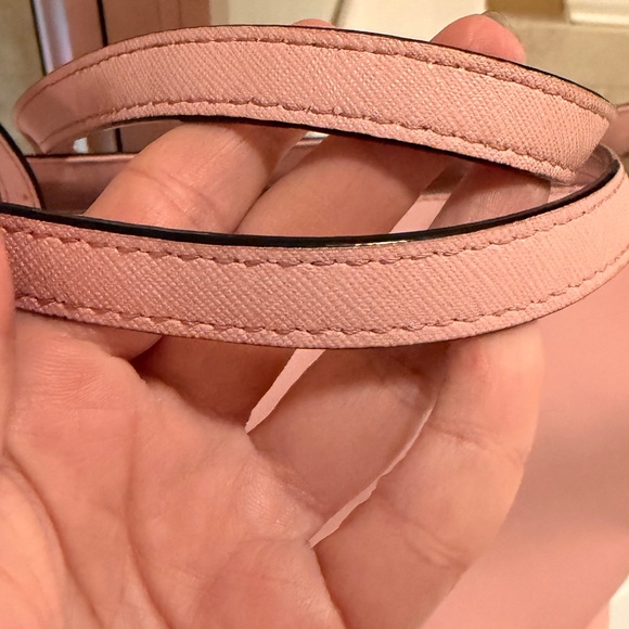 Kate Spade Tote - Picture 3 of 9